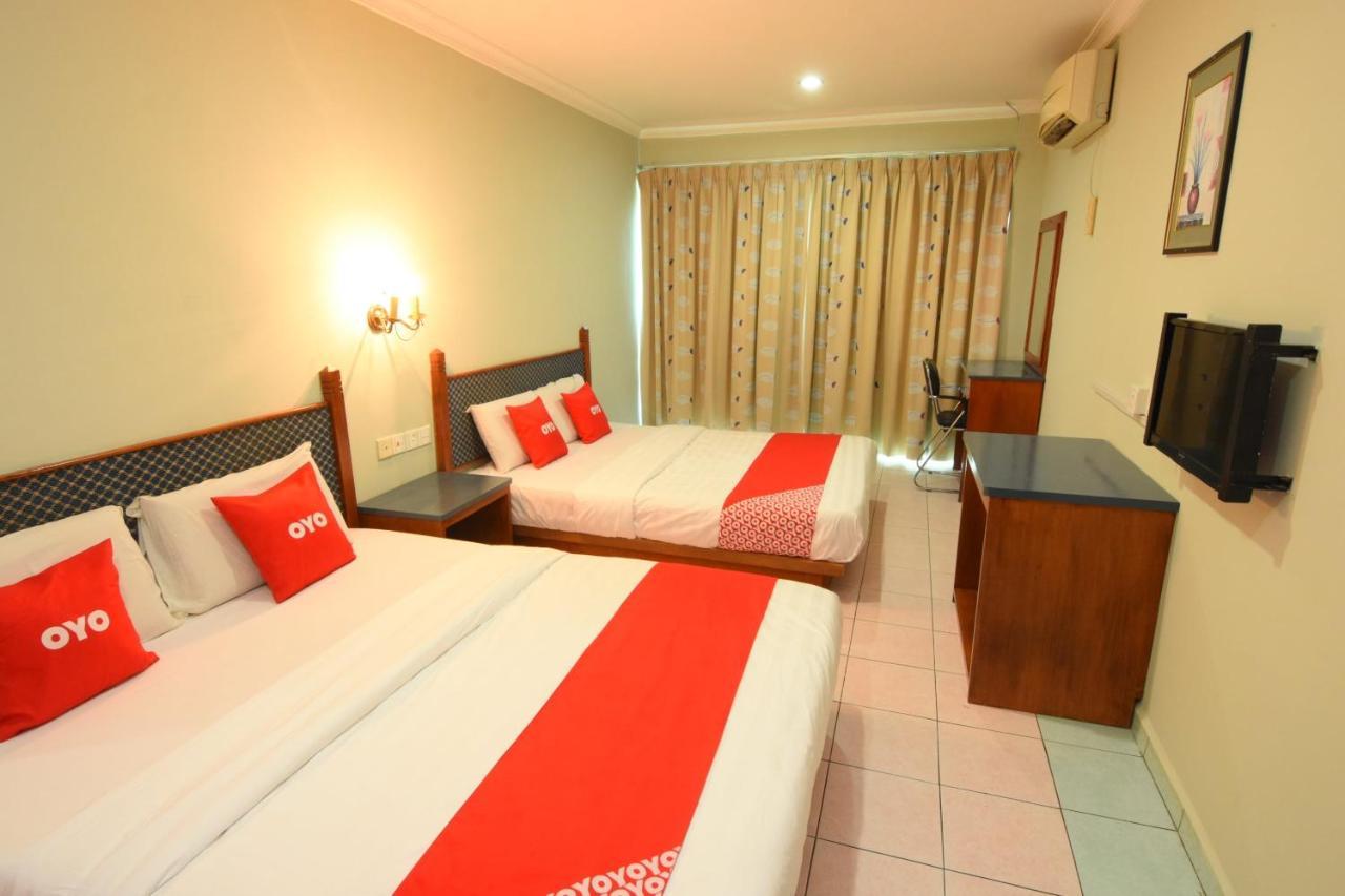Oyo 89642 Highway Inn Mukah Buitenkant foto
