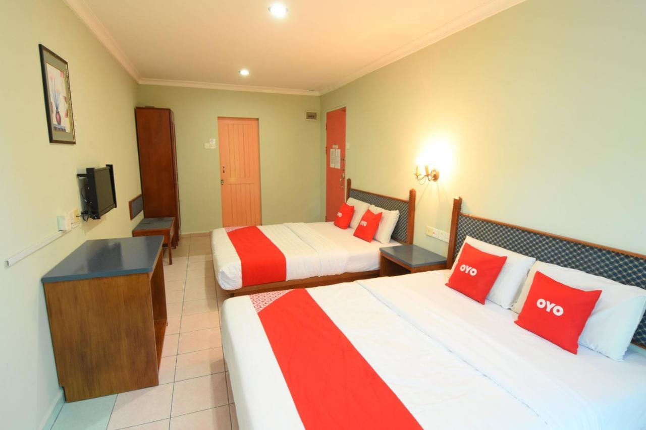 Oyo 89642 Highway Inn Mukah Buitenkant foto