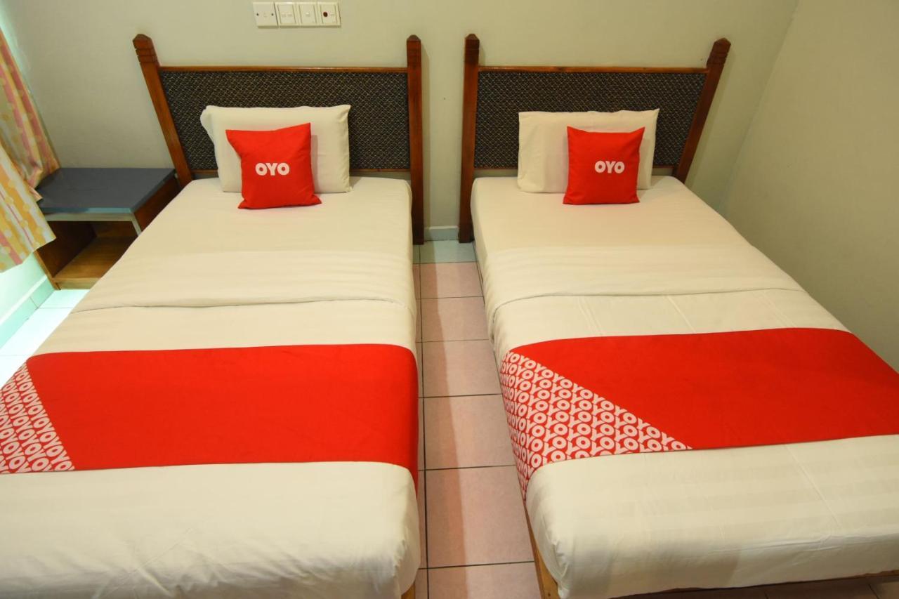 Oyo 89642 Highway Inn Mukah Buitenkant foto