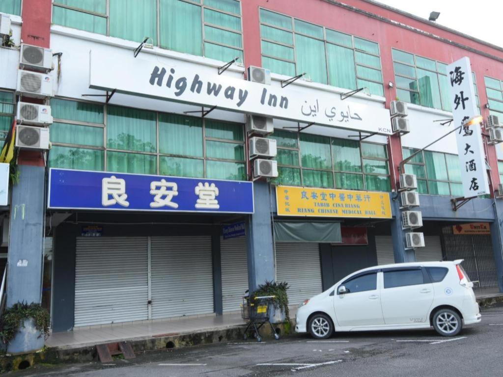 Oyo 89642 Highway Inn Mukah Buitenkant foto